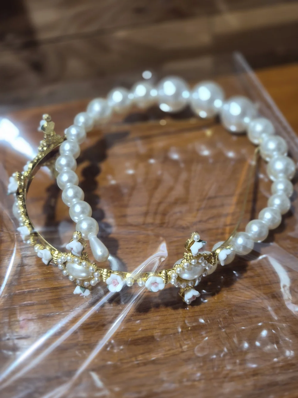Glam Girl Fashion Gold & White Pearl Flower Headband